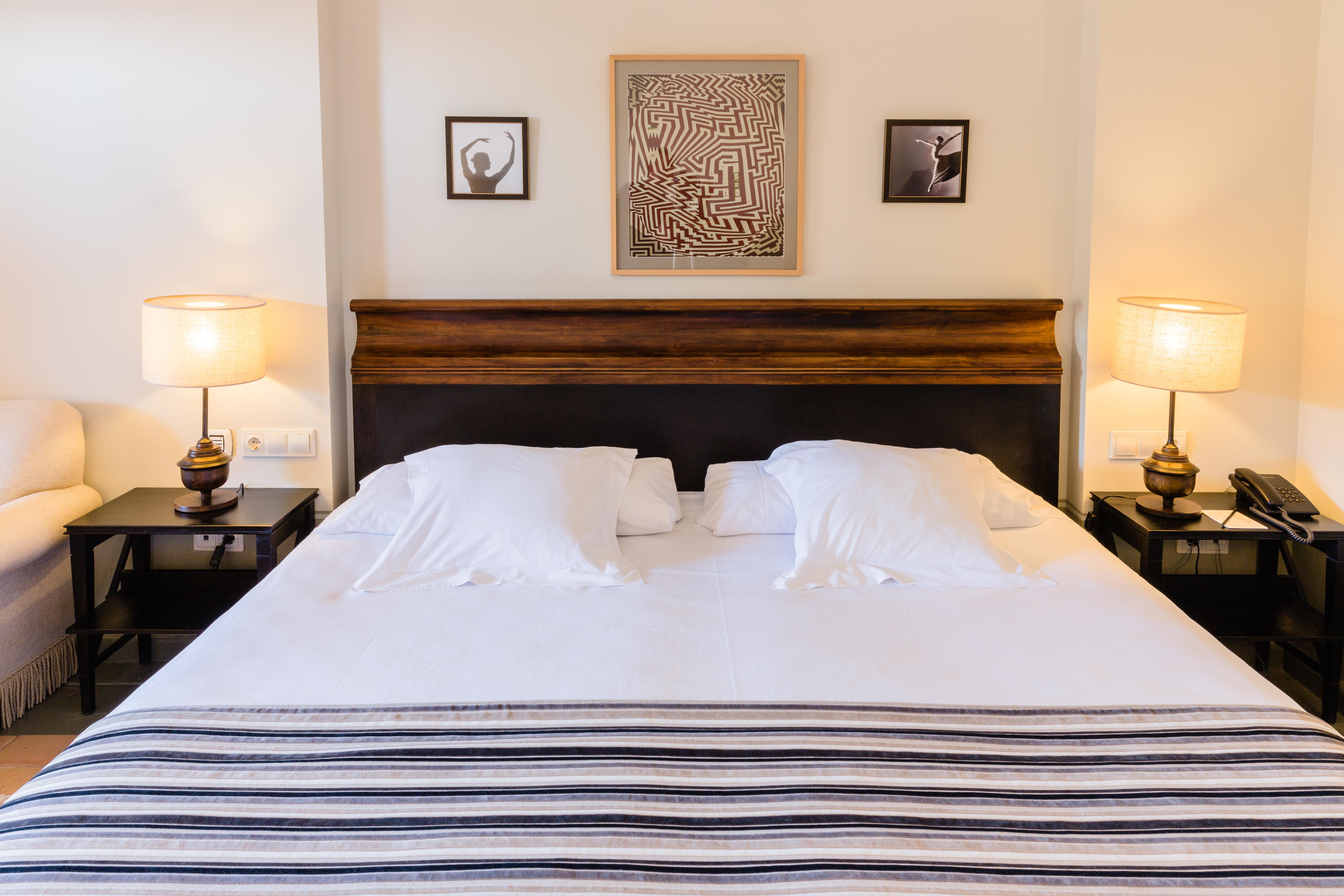 빈시 에스트레야 델 마르 호텔 마르베야 외부 사진 A bedroom at the Hotel