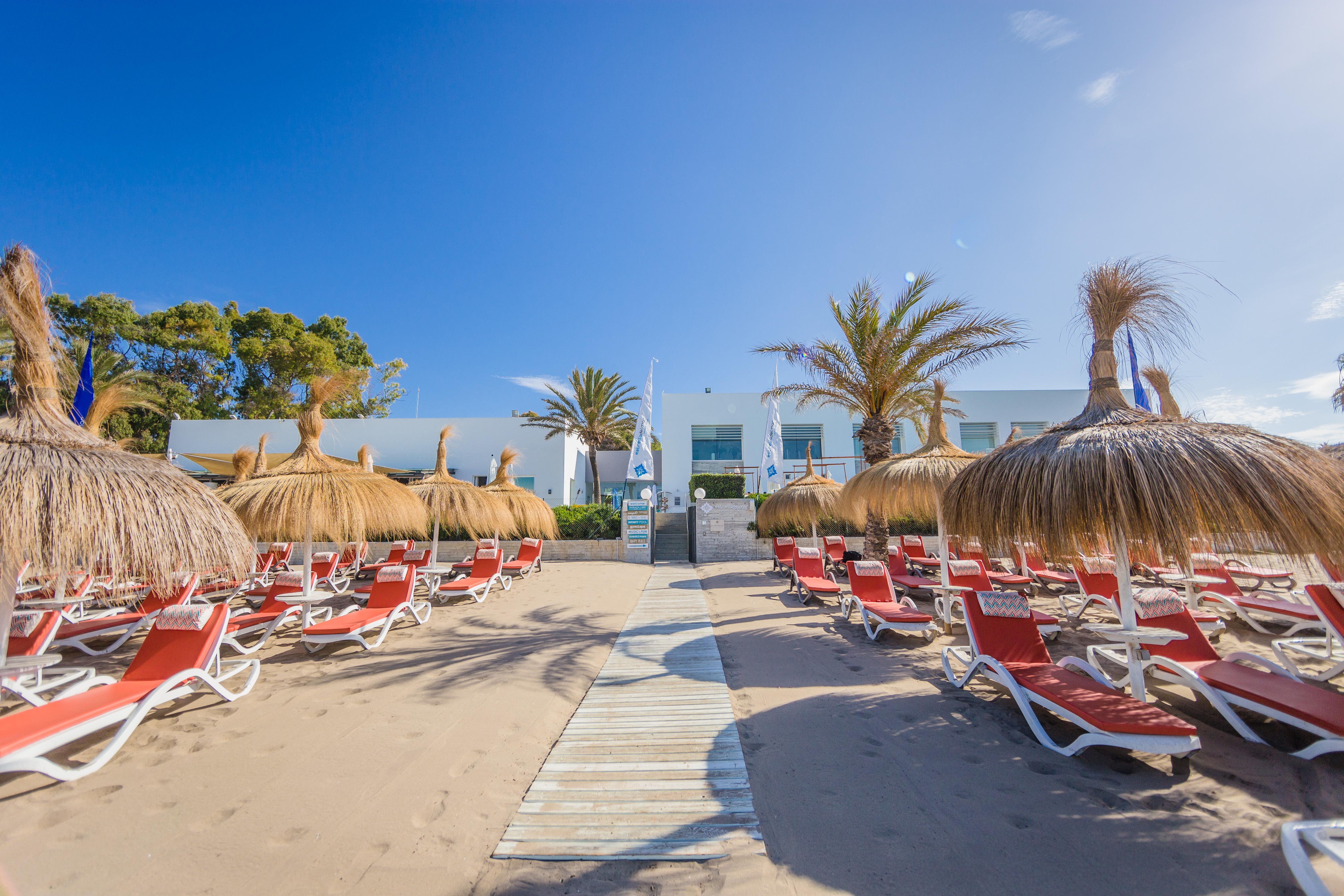 빈시 에스트레야 델 마르 호텔 마르베야 외부 사진 Beach of the hotel