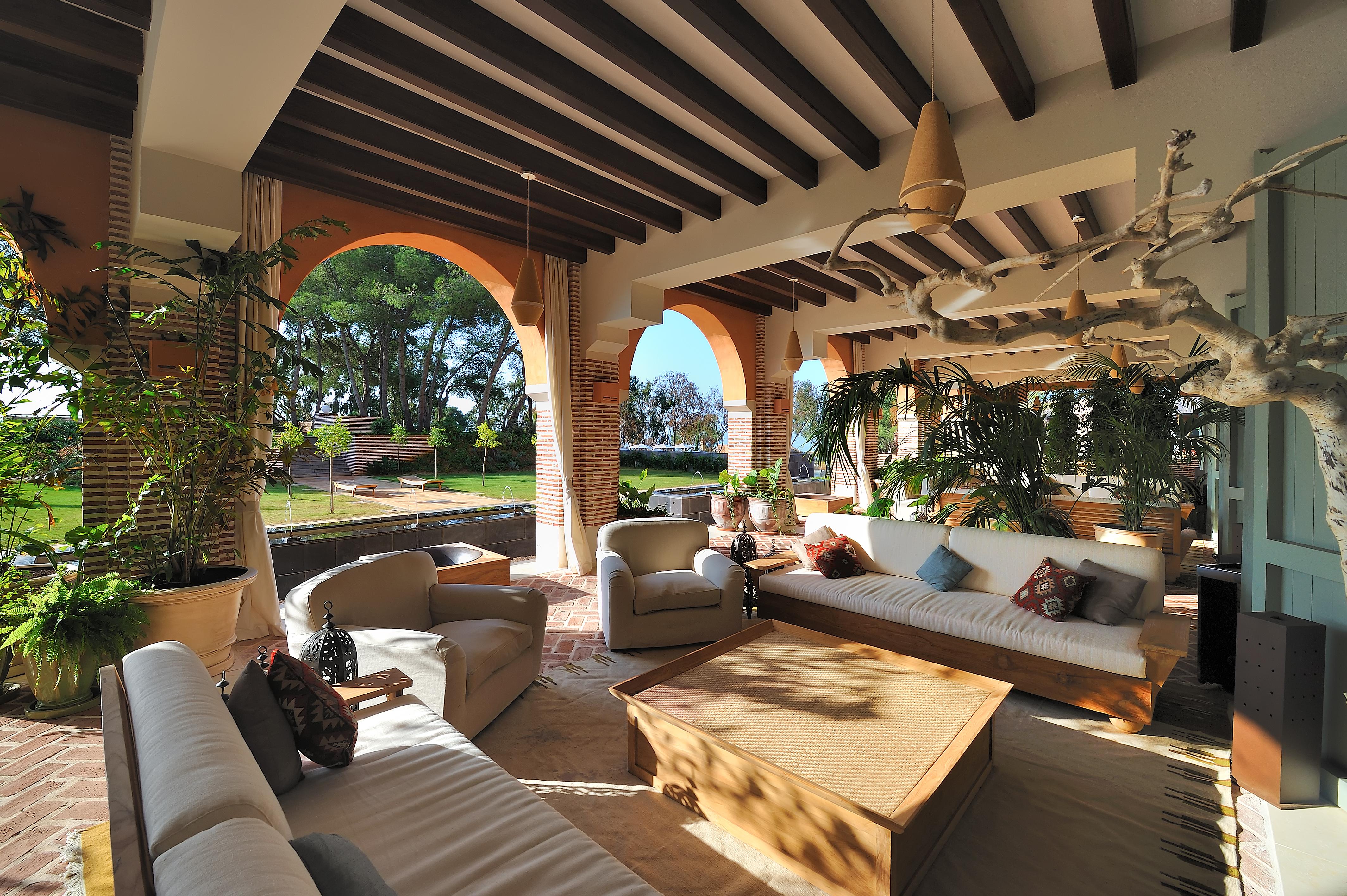 빈시 에스트레야 델 마르 호텔 마르베야 내부 사진 The interior of the clubhouse at the Arizona Country Club