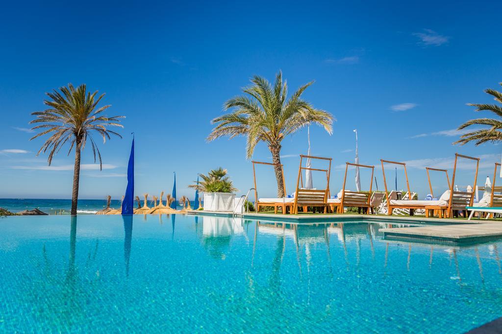 빈시 에스트레야 델 마르 호텔 마르베야 외부 사진 The pool at the hotel